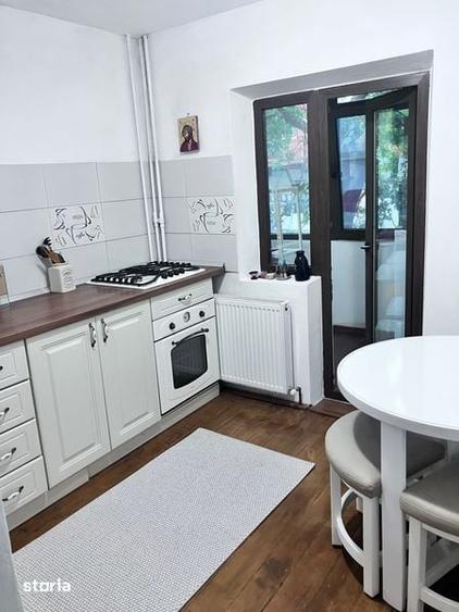 Apartament cu 2 camere decomandat în Nicolina