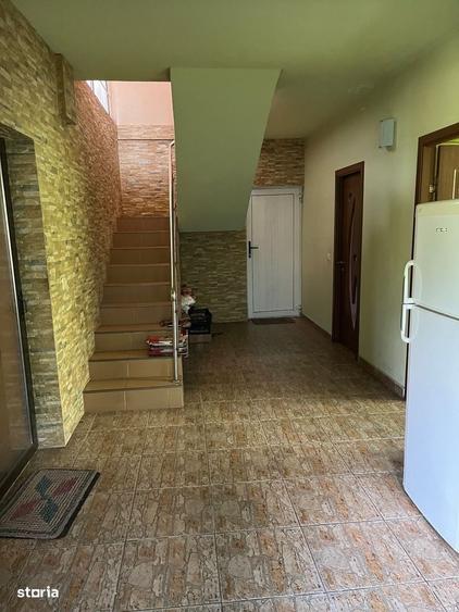 Casă cu 4 camere în Gura Câlnăului