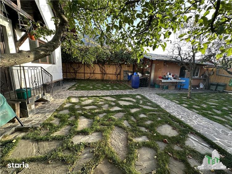 Casă cu 4 camere cu Teren 436 Mp în Cornu