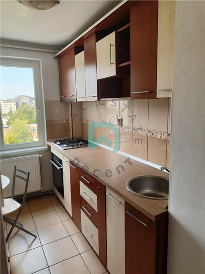 Apartament cu 2 camere semidecomandat în Astra