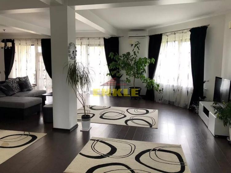 Casă individuală cu 5 camere cu Canalizare în Exterior Vest