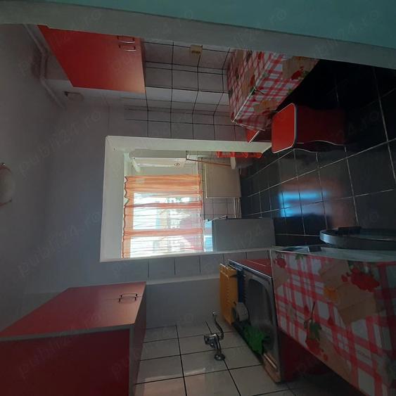 Garsonieră decomandată în Central