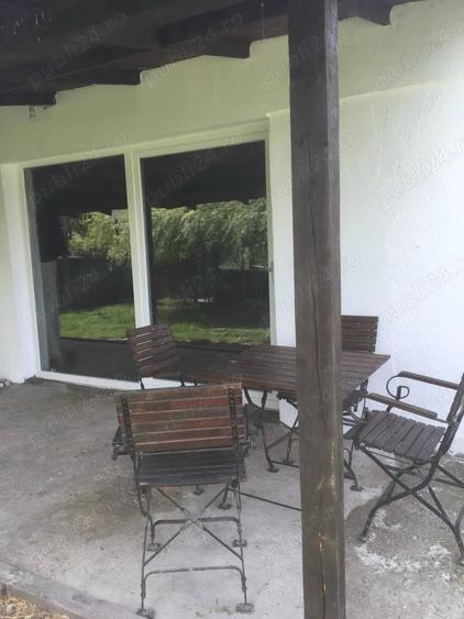 Casă cu 3 camere cu Teren 1748 Mp în Checea