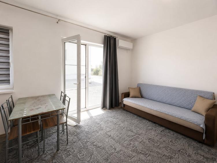 Apartament cu 2 camere semidecomandat, mobilat în Braytim
