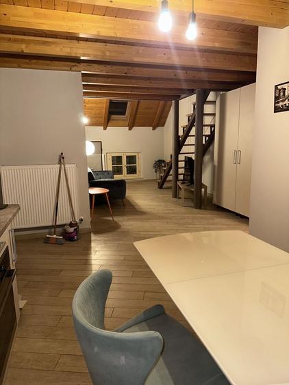 Apartament cu 2 camere semidecomandat în P-ța Unirii