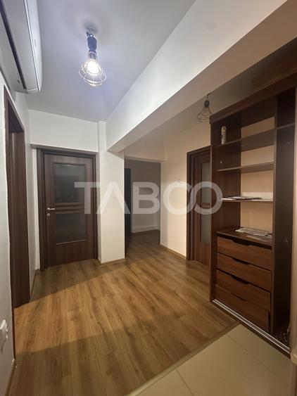 Apartament cu 3 camere decomandat, mobilat în Ultracentral