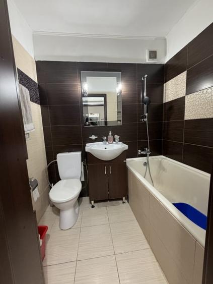 Apartament 3 camere, 65mp, metrou, parcare, zona Drumul Taberei - 11