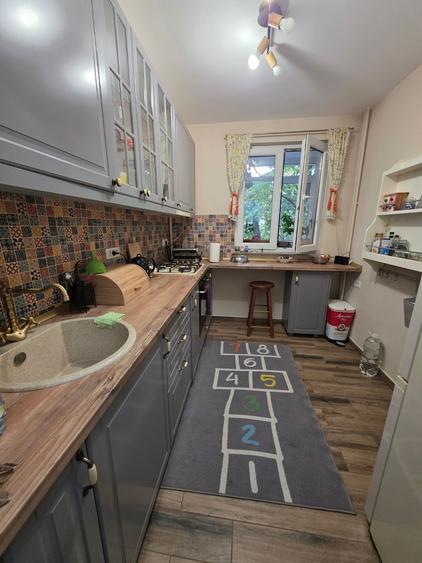 Titan, 10 minute metrou Costin Georgian, Barajul Bistritei, renovat complet, - 1