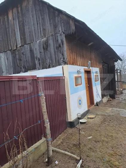 Casa parter, 72 mp utili, 1600 mp teren, zona Maritei - 1