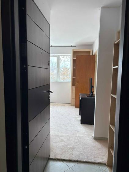 Garsoniera luminoasa si calduroasa, cartier Tei, sector 2 - 8