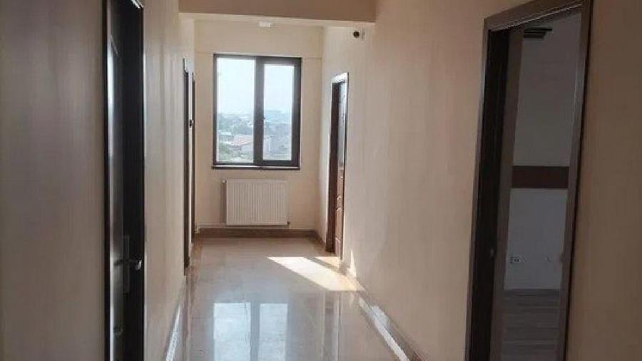 CONSTANTA / Cladire administrativa si depozitare D+P+2E - 807 mp - 4