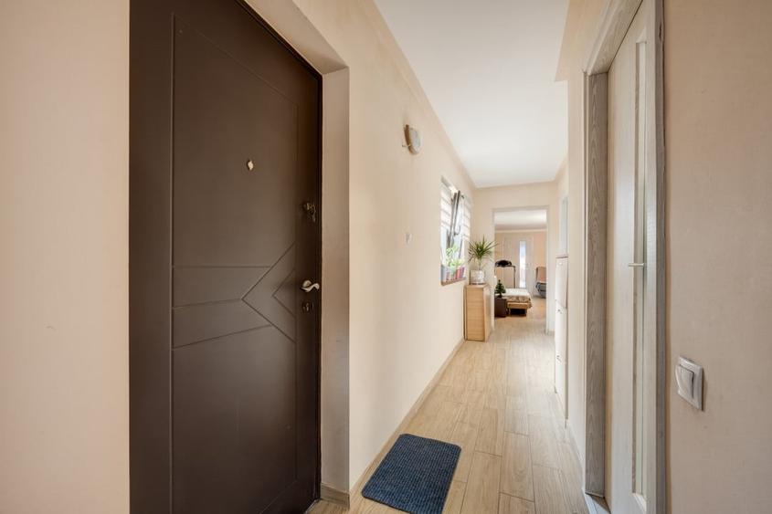 TANTAVA - GRADINARI, CASA 70 MP, LOT - 1557 MP! - 9