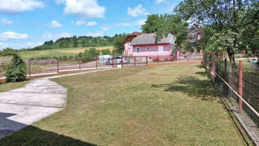 Vând casă 163 mp în Ciolt, Maramureș, teren 750 mp - 5