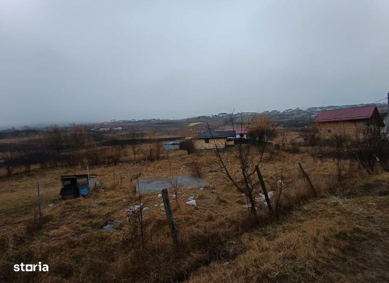 Teren intravilan Miroslava , 833 metri Cod:150282 - 6