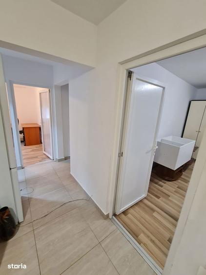 Inchiriez ap. 3 camere 2 bai 2 balcoane 6 Vanatori centrala et.1.90mp - 8