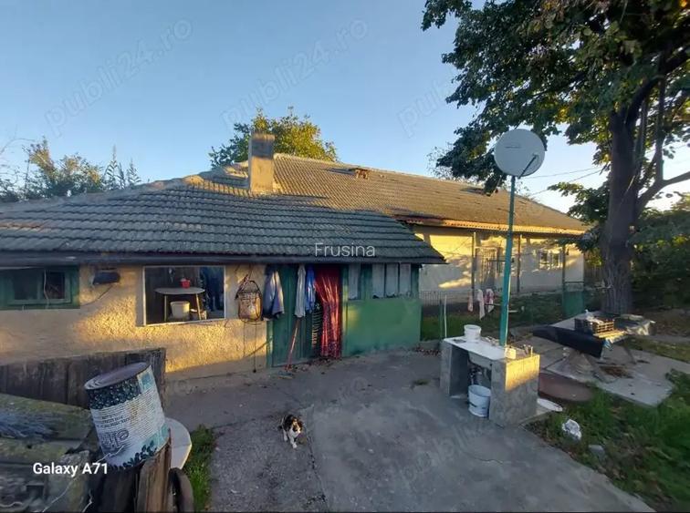 Casa de vanzare plus teren loc. Satu Nou, Judetul Tulcea Casa de vanzare plus teren loc. Satu Nou, Judetul Tulcea