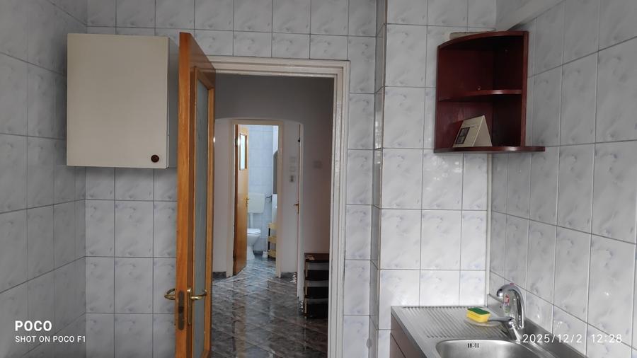 Dristor, intrare metrou Dristor 1 - 10