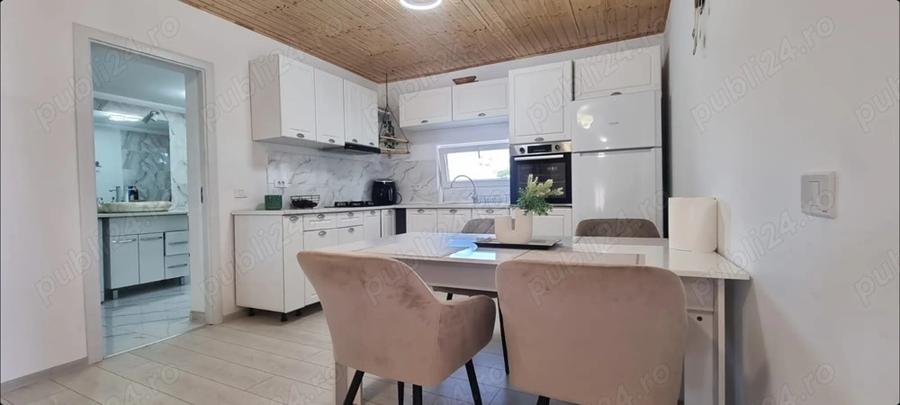 Spa?iu comercial + locuin?a situat direct la drumul na?ional, DN24 E581- Munteni, Jud. Galati - 5