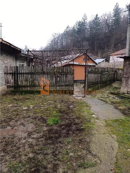 Casa tip parter zona Sarata Monteoru - 15