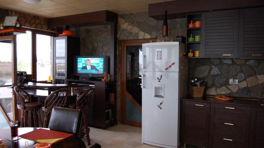 REV0002800 Vila de vanzare cu vedere la lac Laguna Albastra Corbeanca - 32