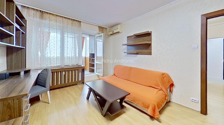 Dristor-Mihai Bravu, 2 camere decomandat,  parcare proprie