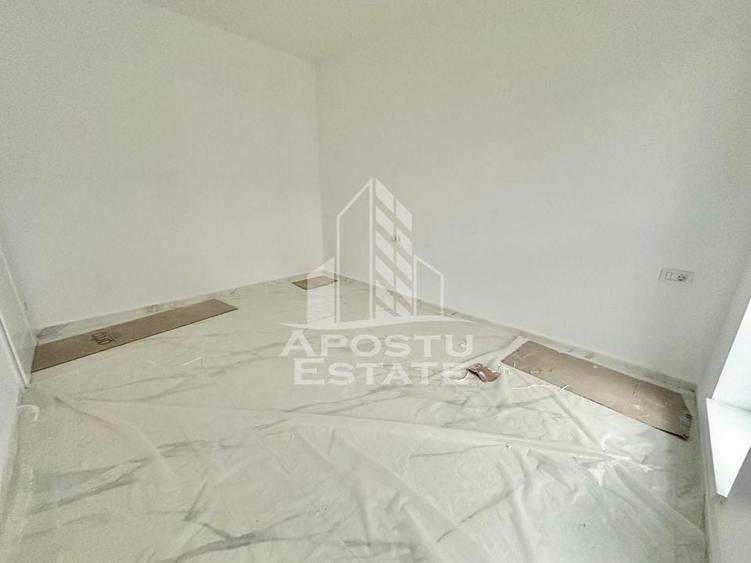 Apartament tip penthouse cu 3 camere si terasa de 30 mp in Braytim - 2
