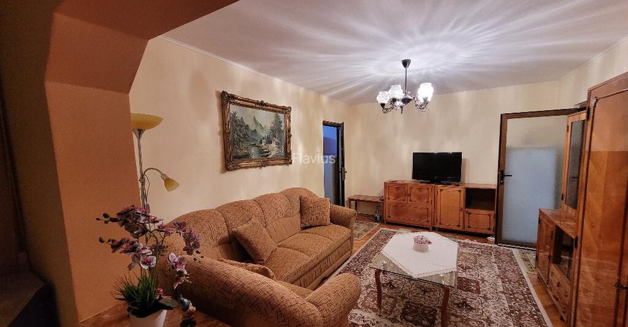 Inchiriez apartament 2 camere + parcare, zona Orizont, Micalaca