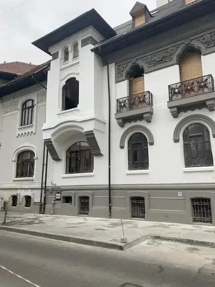 Universitate | Casa Parter + 1 | 5 camere - Ultra-Central | - 1