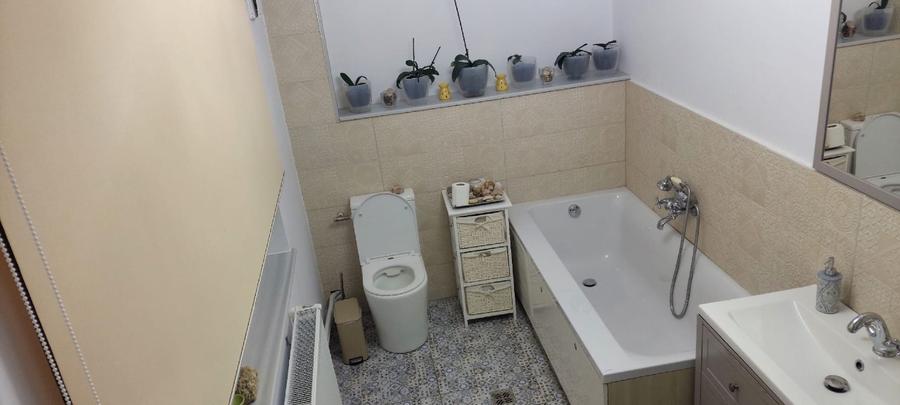 Casa cu etaj spatioasa - 1