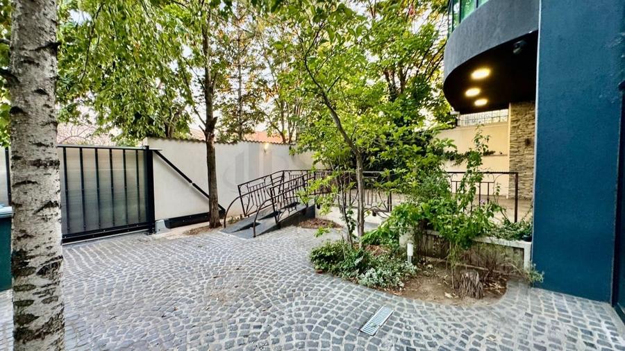 REV0005724 Vila 8 camere I Lift 13 Persoane I 9 Parcari I Rezidential I Comercia - 3