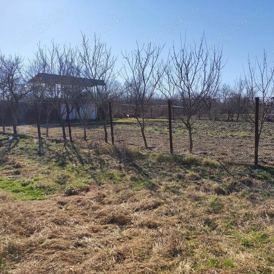 Casa la ro?u 1 camera - 1