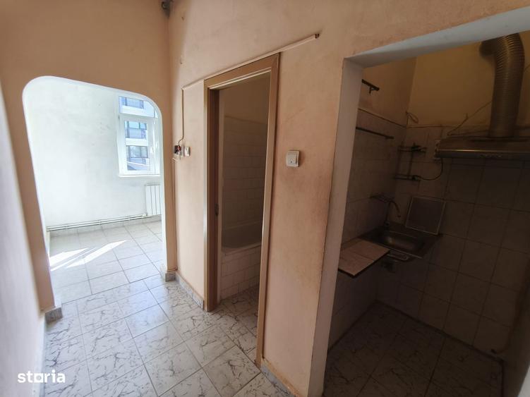 Apartament 2 Camere Decomandate Zona Academia Navala - 1