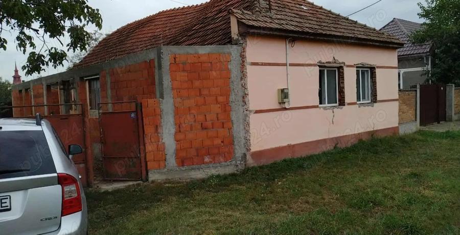 Casa de vanzare Sanpetru German 3 camere - 1