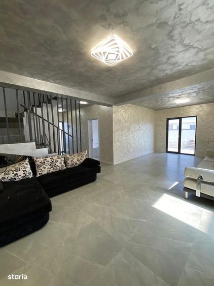 Casa zona Damila si din parter plus un etaj - 4