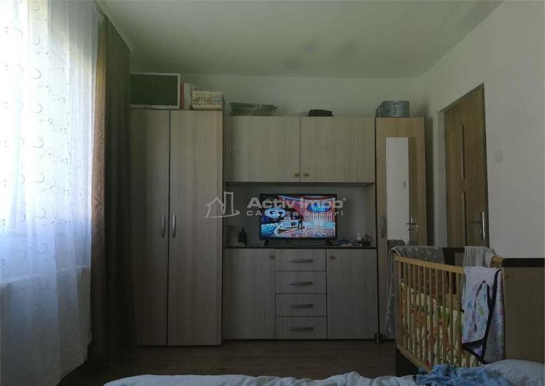 Resita, 3 Cam. Mobilat, Et. 2, Micro 2. - 12