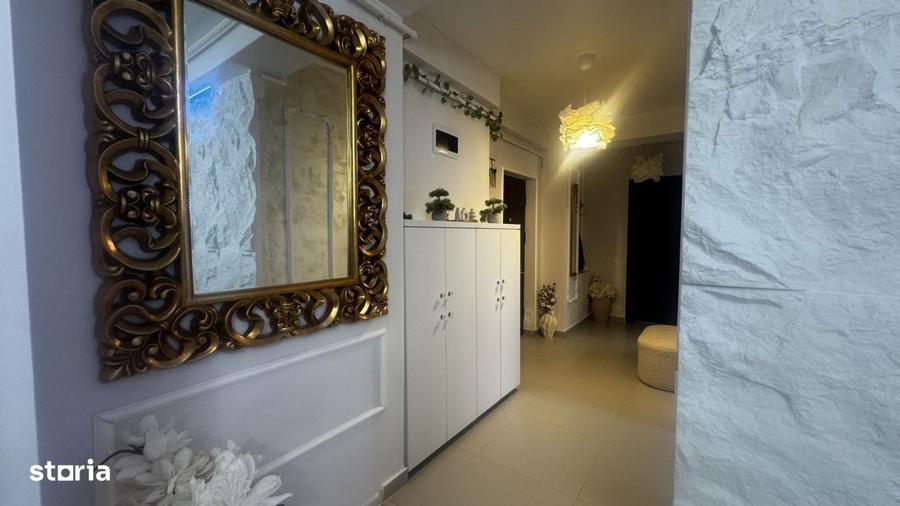 Vanzare apartament de 3 camere Militari - 12