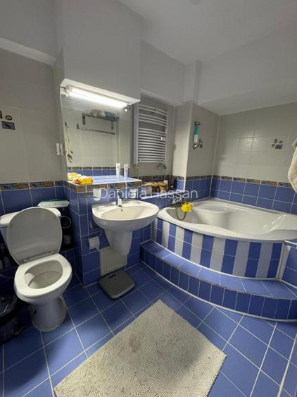 Apartament 4 camere de inchiriat Apartament 4 camere de inchiriat