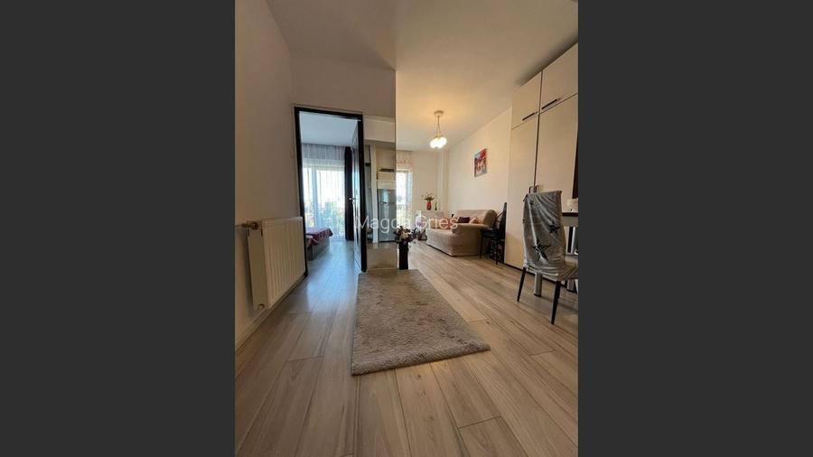 Garsonieră de 32 mp + balcon, etaj intermediar