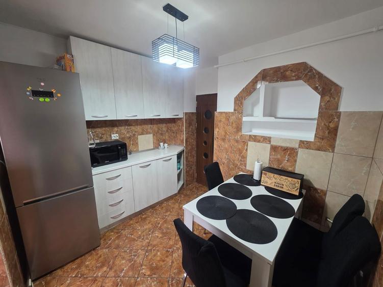 Apartament 3 camere Mioveni - Arges - 7