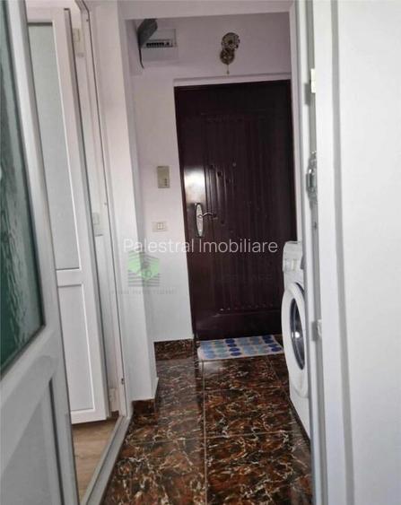 Garsoniera Tractorul renovata mobilata 320 Euro