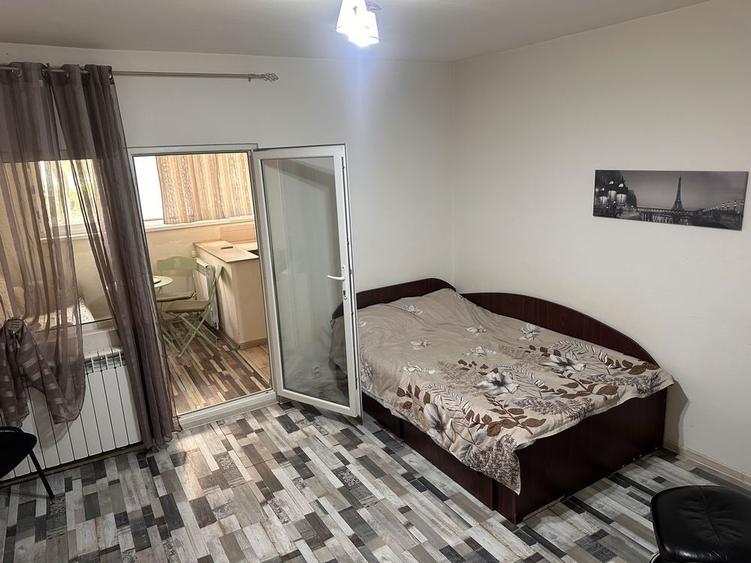 Inchiriez garsonier elev stefanescu - 2
