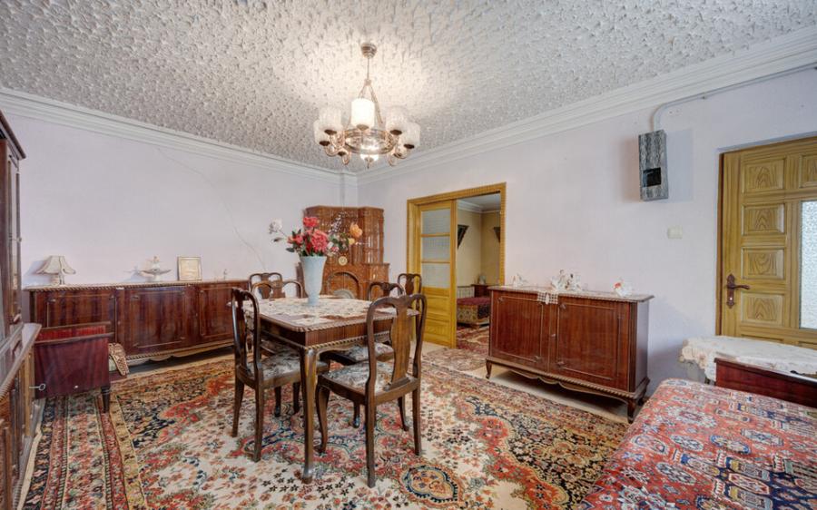 CHIAJNA - CASA RENOVABILA 129 MP, LOT 690 MP! - 3