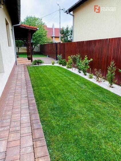 Casa individuala 5 camere si 4 locuri de parcare in Giroc - 37