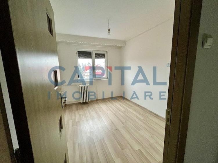 Apartament 3 camere semidecomandat, zona Cascada - 7
