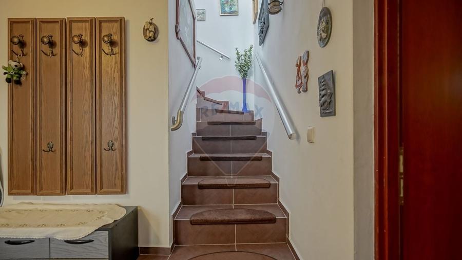 Comision 0 %! Casa de vanzare in Sacele, zona Cernatu! - 12