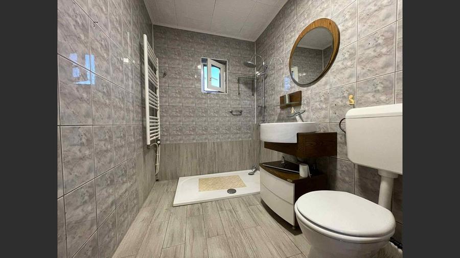 Apartament et.1 3 camere decomandat si 3 balcoane pe Timisorii - 3