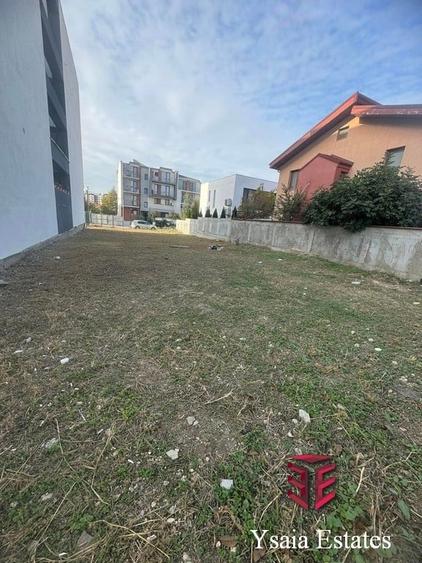 TEREN INTRAVILAN DE VANZARE -- COMPOZITORI - - 5