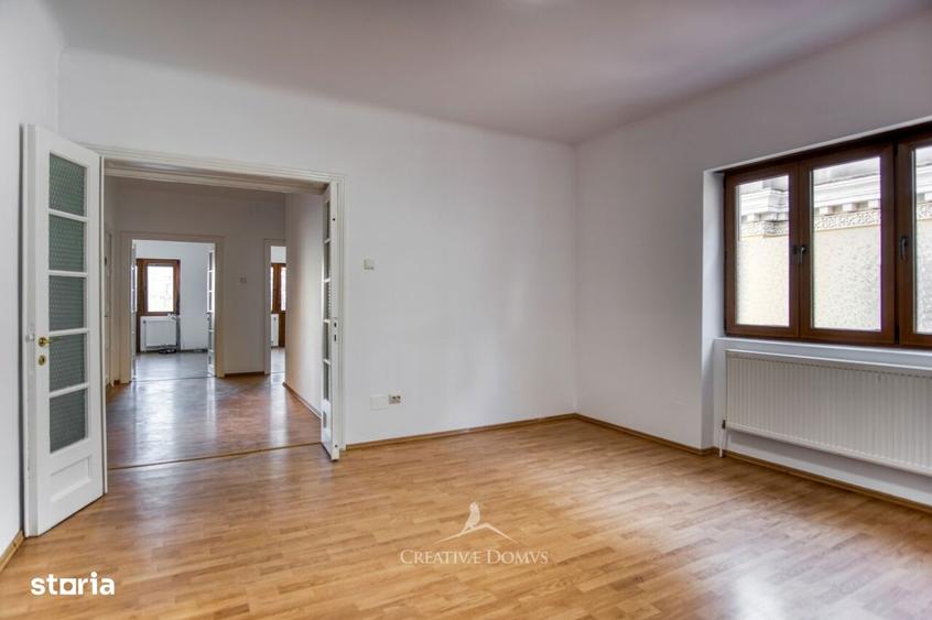 Calarasilor - Piata Sf. Stefan / Spatiu de birouri in vila, 92 mp - 6