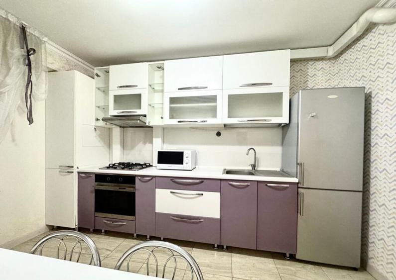 De inchiriat apartament 1 camera Plopilor - 1