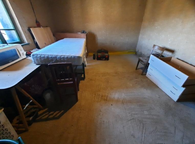 Vand casa la padure - 4